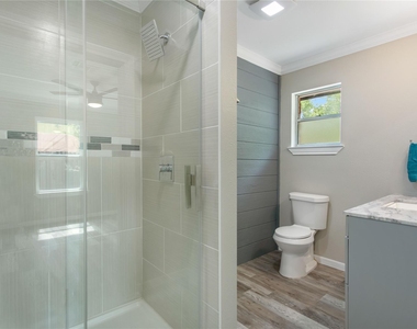 904 Westview Circle - Photo Thumbnail 21