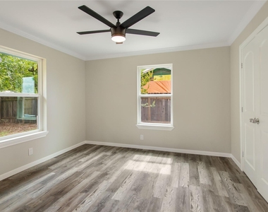 904 Westview Circle - Photo Thumbnail 19