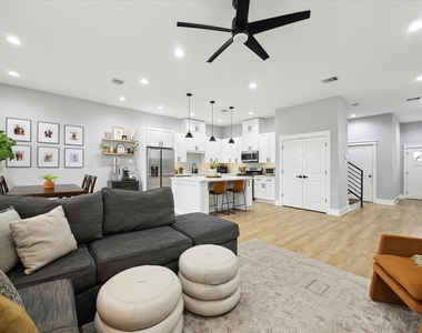 6496 Tc Jester Boulevard - Photo Thumbnail 7