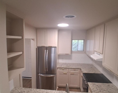 8906 Ilona Lane - Photo Thumbnail 2