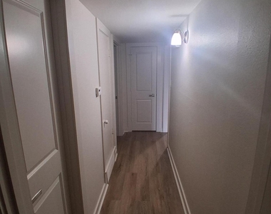 8906 Ilona Lane - Photo Thumbnail 14