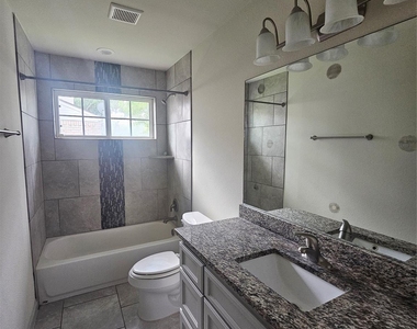 3206 Pebble Lake Drive - Photo Thumbnail 18