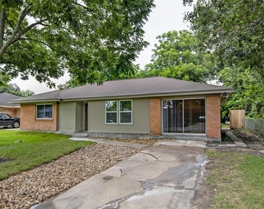 6225 Indigo Street - Photo Thumbnail 1