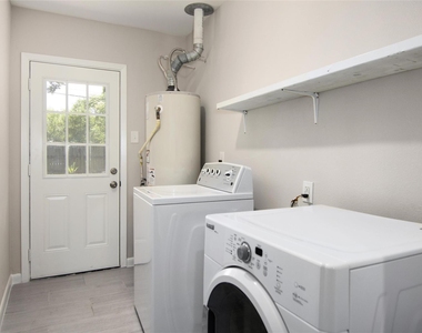 6225 Indigo Street - Photo Thumbnail 14