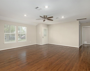 6225 Indigo Street - Photo Thumbnail 17