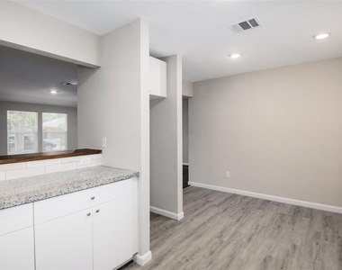 6225 Indigo Street - Photo Thumbnail 22