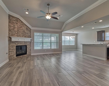 180 Racetrack Lane - Photo Thumbnail 2