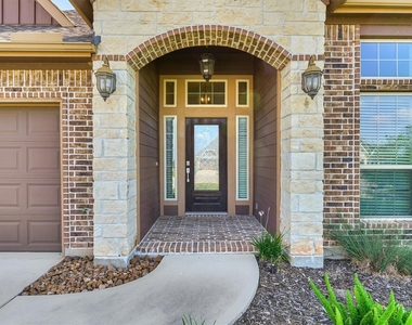 180 Racetrack Lane - Photo Thumbnail 7