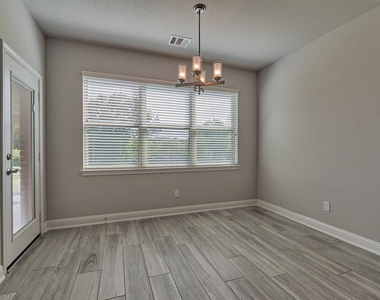 180 Racetrack Lane - Photo Thumbnail 18