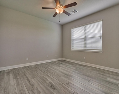 180 Racetrack Lane - Photo Thumbnail 28