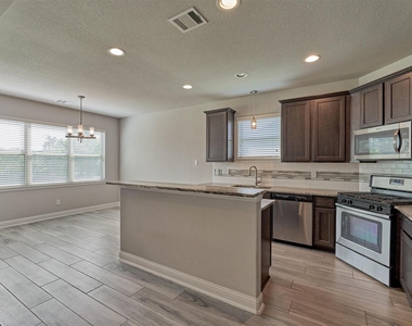 180 Racetrack Lane - Photo Thumbnail 15
