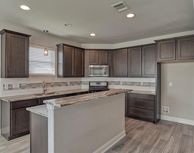 180 Racetrack Lane - Photo Thumbnail 17