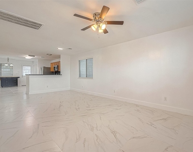 20939 Young Meadows Way - Photo Thumbnail 6