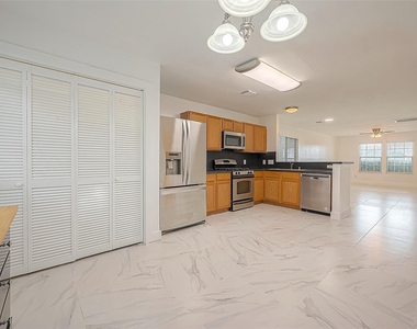 20939 Young Meadows Way - Photo Thumbnail 4