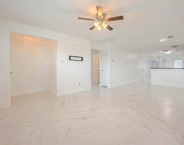 20939 Young Meadows Way - Photo Thumbnail 7