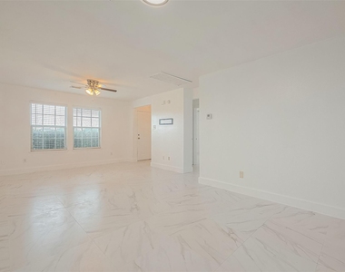 20939 Young Meadows Way - Photo Thumbnail 8