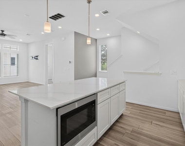 1526 Ojeman Road - Photo Thumbnail 5