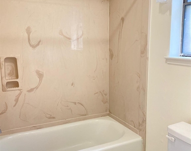 2733 Davis Avenue - Photo Thumbnail 33