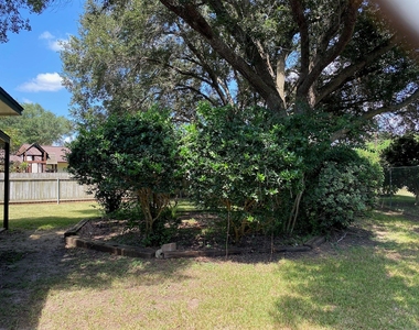 2733 Davis Avenue - Photo Thumbnail 42