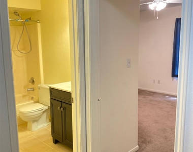 2733 Davis Avenue - Photo Thumbnail 34