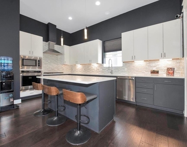 2114 Engelmohr Street - Photo Thumbnail 7