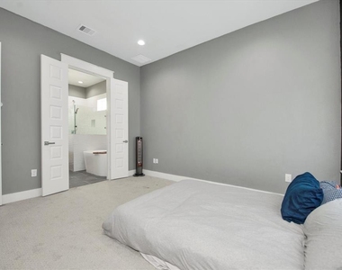 2114 Engelmohr Street - Photo Thumbnail 14
