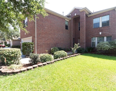 2202 Crossmill Lane - Photo Thumbnail 41