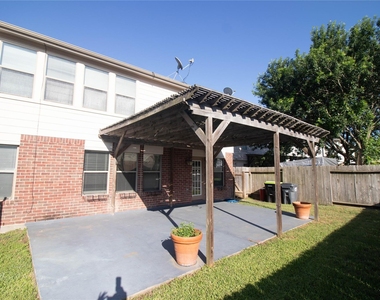 2202 Crossmill Lane - Photo Thumbnail 1