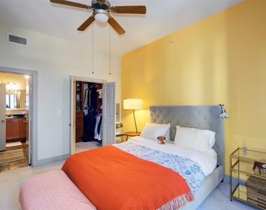 1901 Post Oak Blvd Boulevard - Photo Thumbnail 11