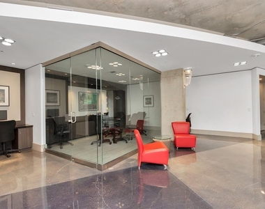 1901 Post Oak Blvd Boulevard - Photo Thumbnail 19