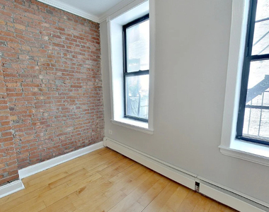 42 Avenue B - Photo Thumbnail 2