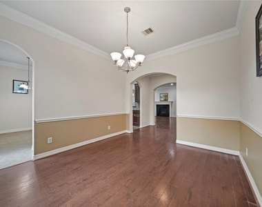 14443 Basalt Lane - Photo Thumbnail 4
