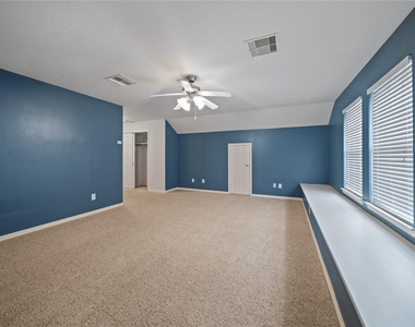 14443 Basalt Lane - Photo Thumbnail 33
