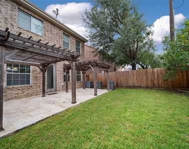 14443 Basalt Lane - Photo Thumbnail 37