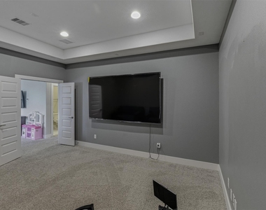 417 Ripple Edge Court - Photo Thumbnail 32