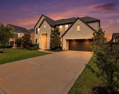 417 Ripple Edge Court - Photo Thumbnail 2