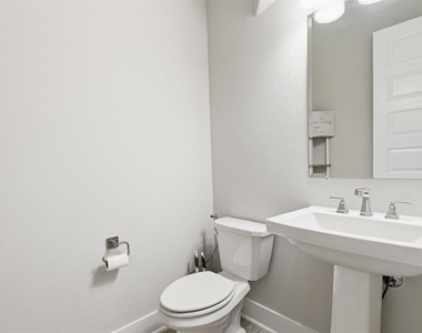 417 Ripple Edge Court - Photo Thumbnail 8