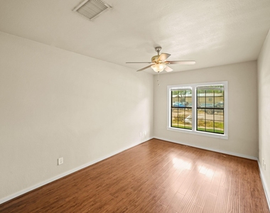 608 Northwood Street - Photo Thumbnail 11