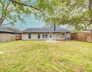 7114 Buchanan Drive - Photo Thumbnail 24