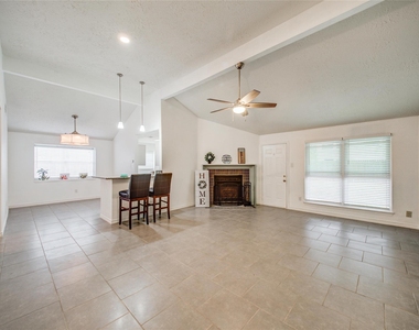 7114 Buchanan Drive - Photo Thumbnail 9