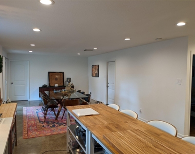 1202 Shadeland Drive - Photo Thumbnail 5