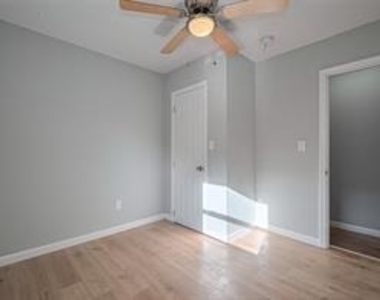 2401 Spence Street Street - Photo Thumbnail 4