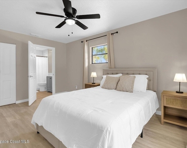 4840 Mango Avenue - Photo Thumbnail 12