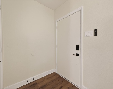 7714 Renwick Drive - Photo Thumbnail 10