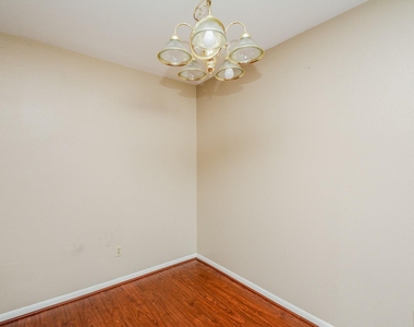 8519 Hearth Boulevard - Photo Thumbnail 11