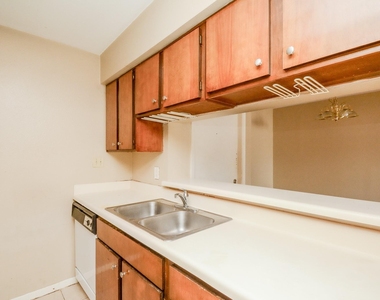 8519 Hearth Boulevard - Photo Thumbnail 9