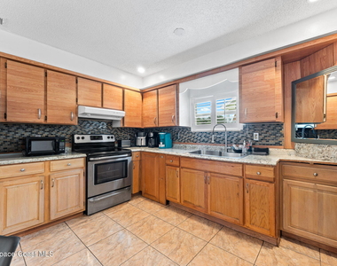 1526 Magnolia Street Ne - Photo Thumbnail 11