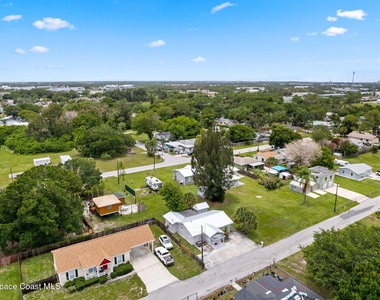 1526 Magnolia Street Ne - Photo Thumbnail 21