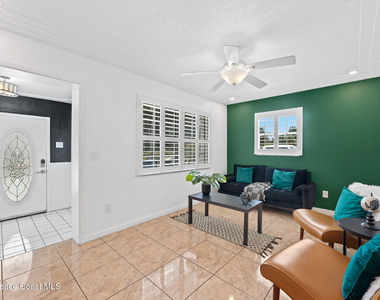 1526 Magnolia Street Ne - Photo Thumbnail 7