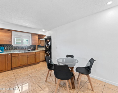 1526 Magnolia Street Ne - Photo Thumbnail 10